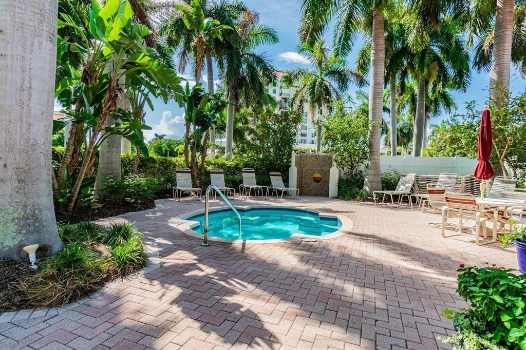 6085 Bahia Del Mar Circle - Photo 15