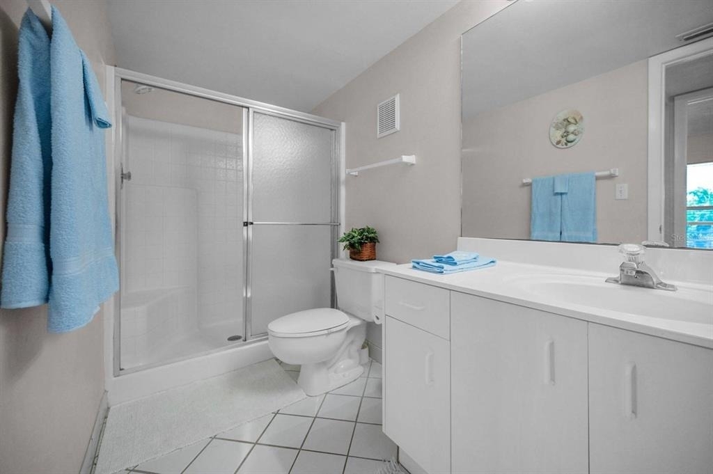6085 Bahia Del Mar Circle - Photo 14