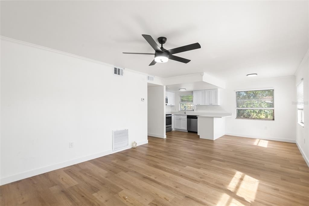 555 62nd Street S - Photo 0