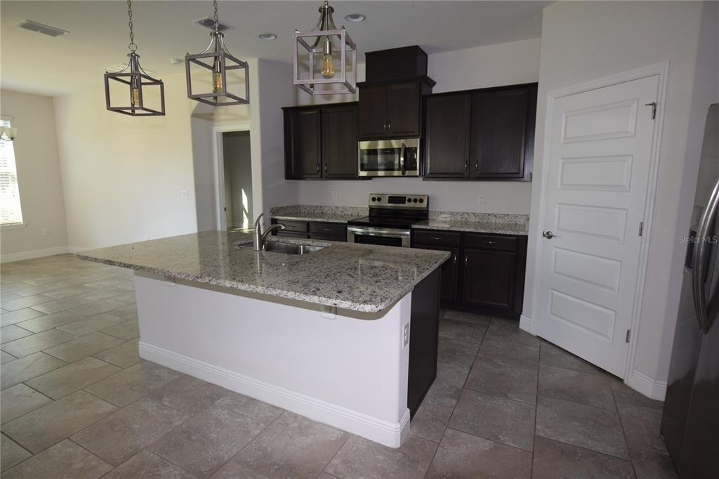 10284 Atwater Bay Drive - Photo 8
