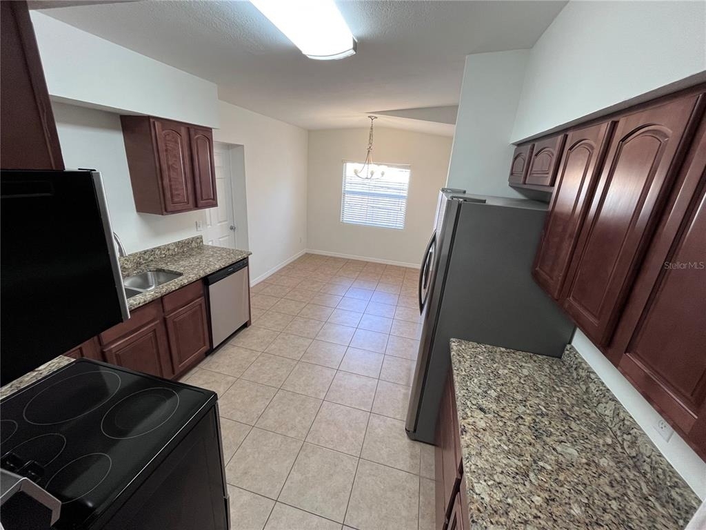1724 Peruvian Lane - Photo 6