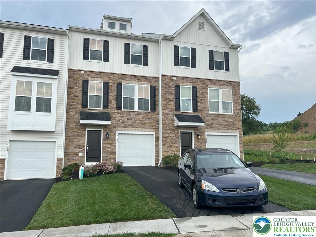 7620 Clayton Avenue - Photo 1