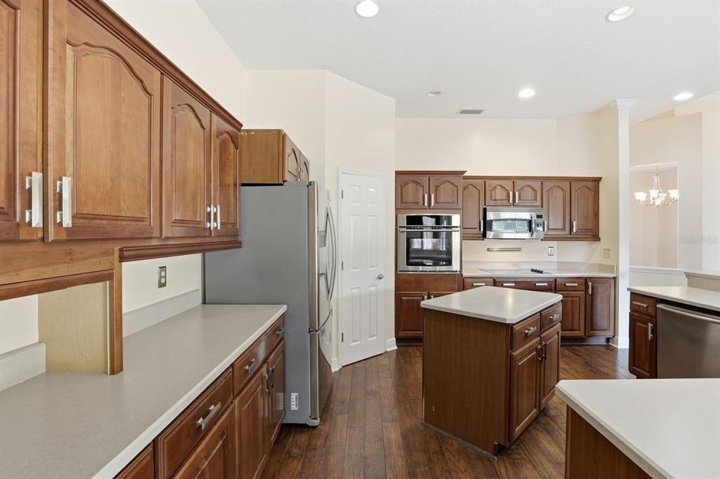 14313 Nw 60th Avenue - Photo 12