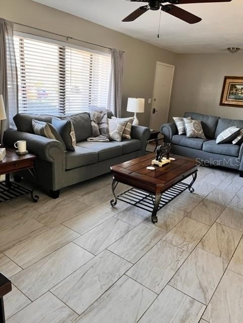 22497 Glen Avenue - Photo 4