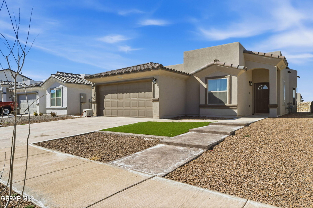 1181 Summer Rain Street - Photo 1