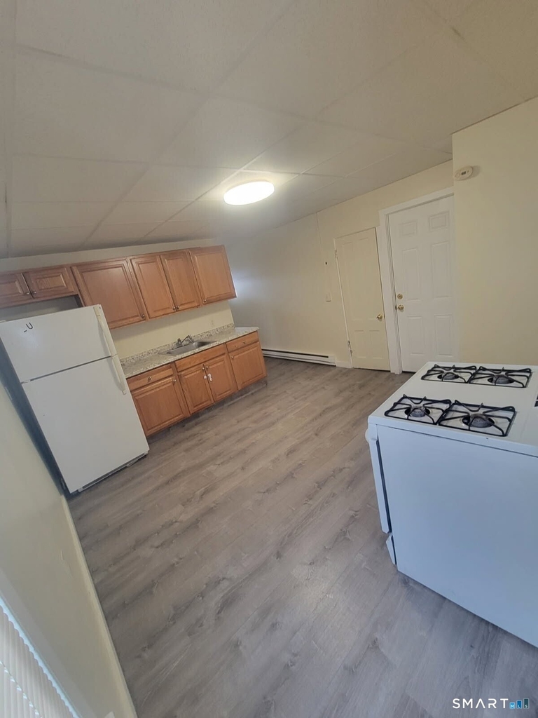 20 Lounsbury Avenue - Photo 3