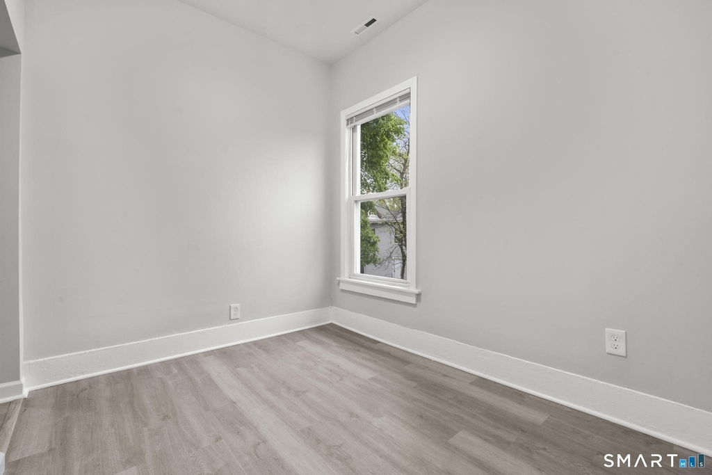20 Waverly Street - Photo 6