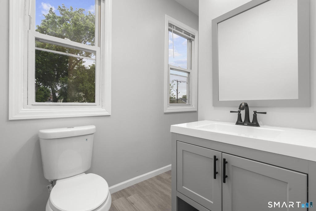 20 Waverly Street - Photo 12