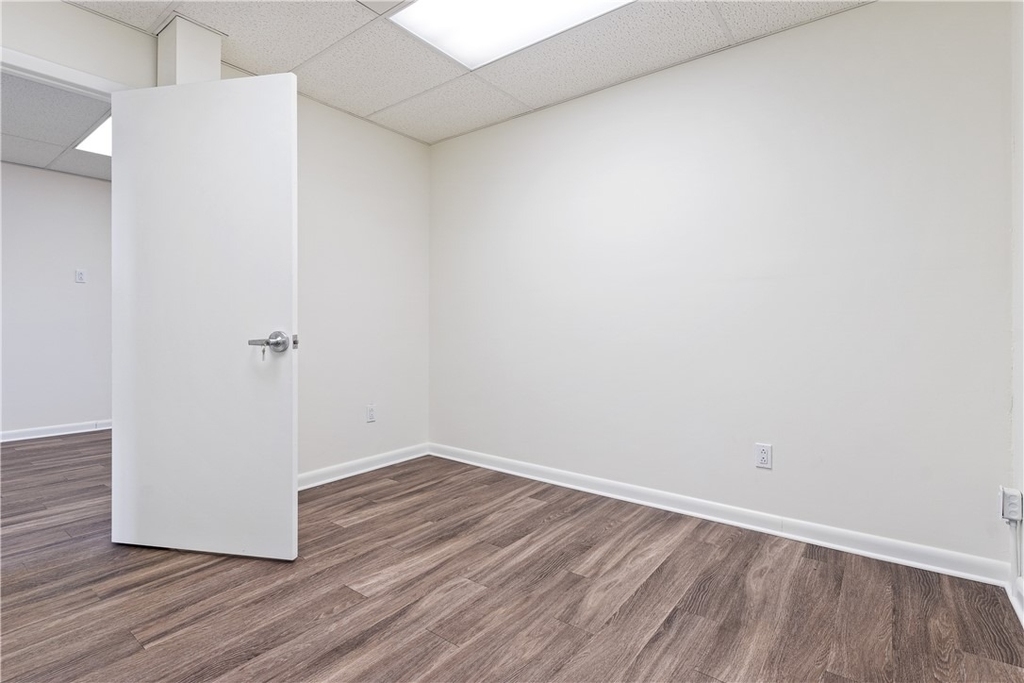1045 N Canal St - Photo 23