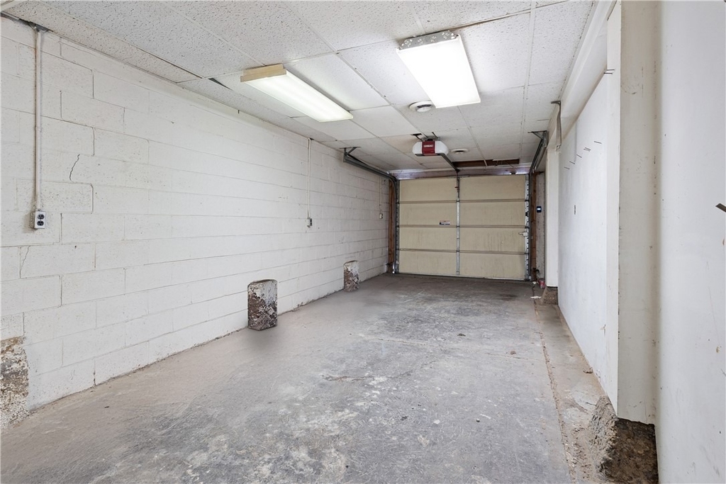1045 N Canal St - Photo 32