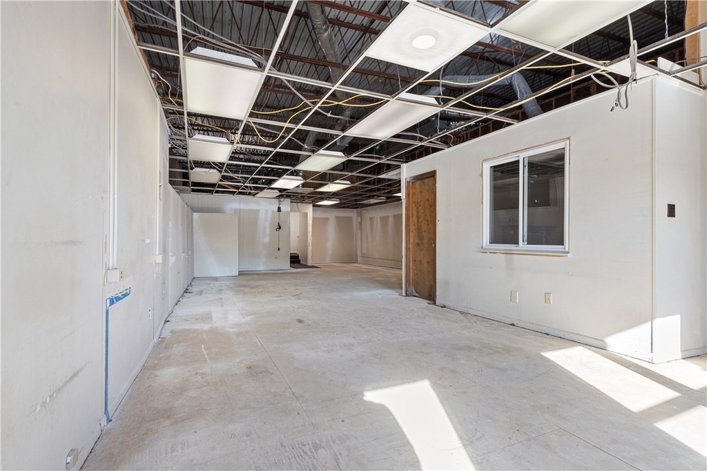1045 N Canal St - Photo 29