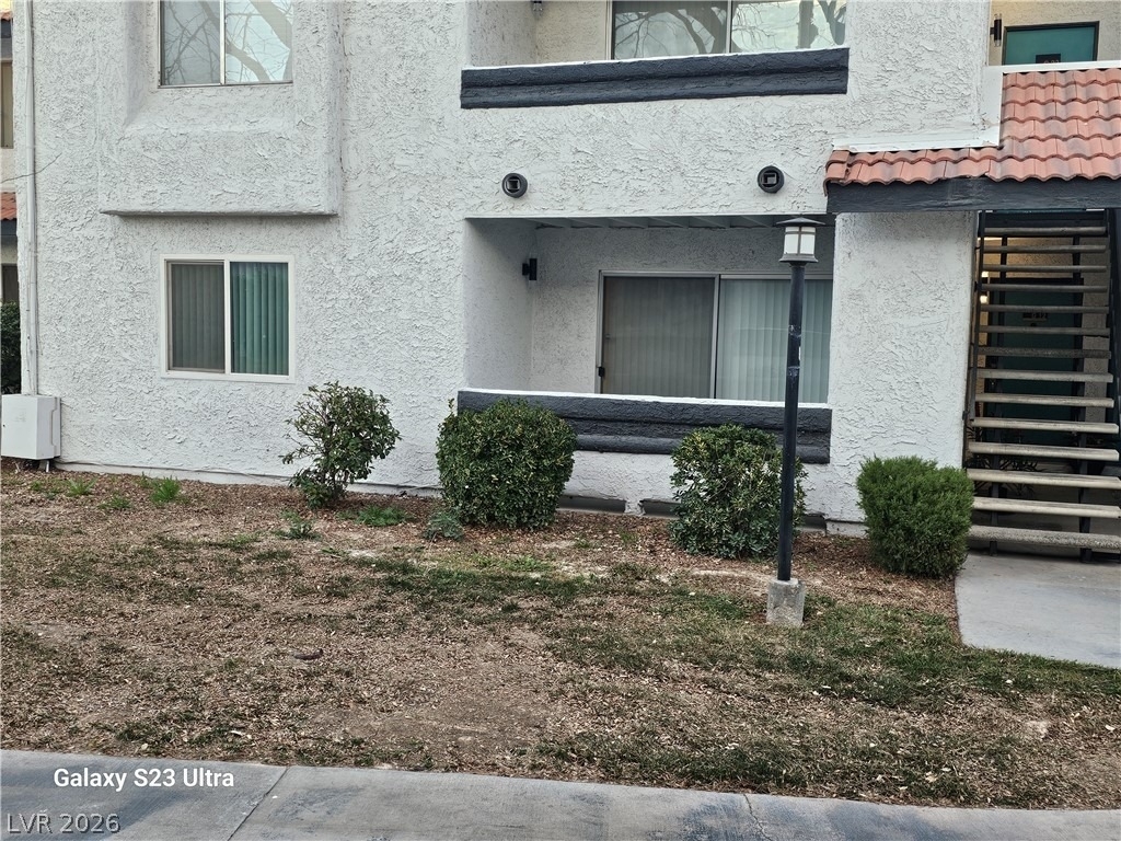 1455 E Katie Avenue - Photo 1