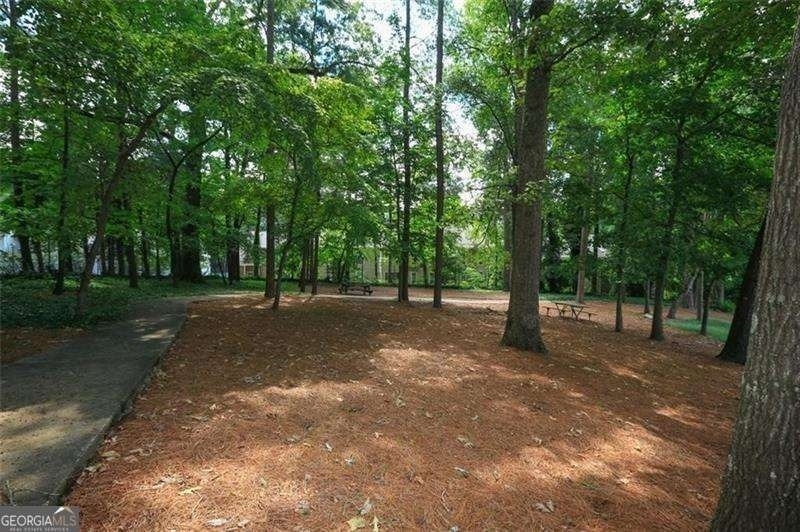 6851 Roswell Road - Photo 34