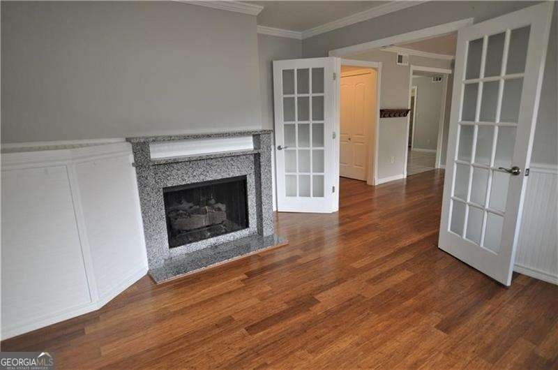 6851 Roswell Road - Photo 6