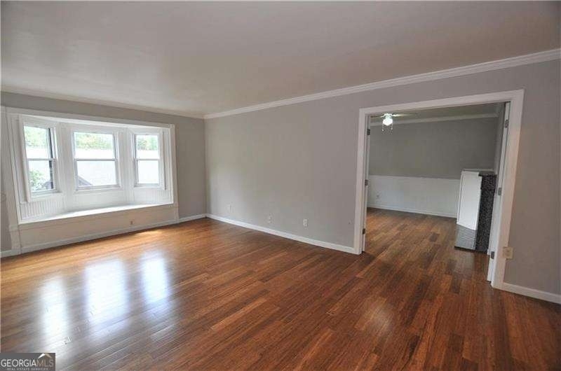6851 Roswell Road - Photo 5