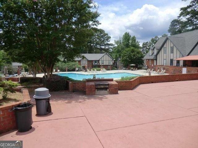6851 Roswell Road - Photo 28