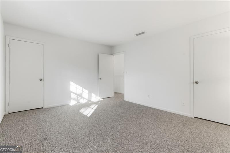 6520 Roswell Road - Photo 16