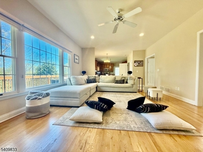 8 Overlook Rd - Photo 5