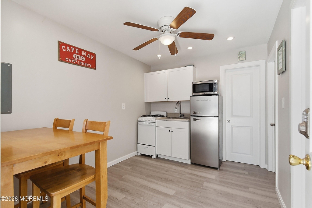 206 16th Avenue - Photo 1