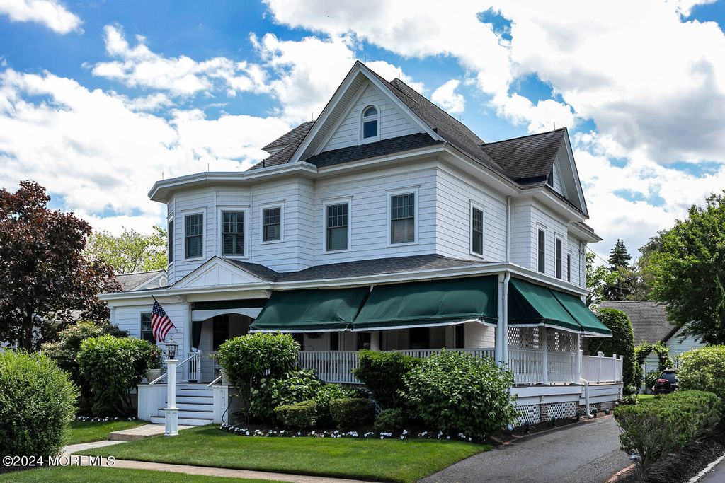 109 Washington Avenue - Photo 1