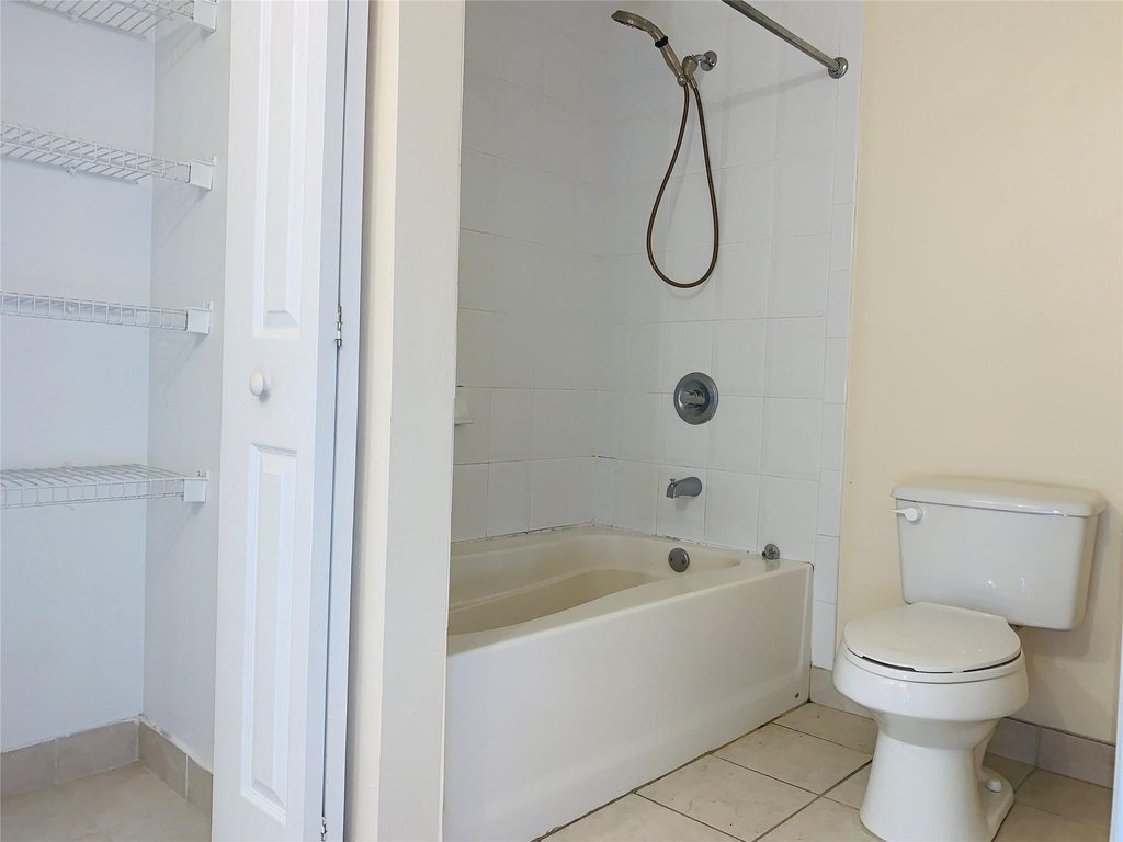 7950 N Nob Hill Road - Photo 12