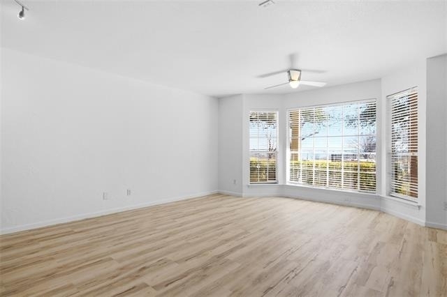 5810 Marina Drive - Photo 3