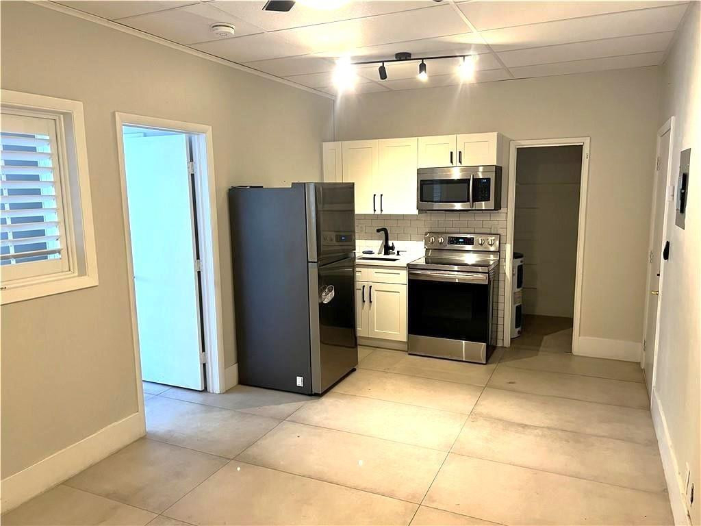 1541 Cordova Road - Photo 4