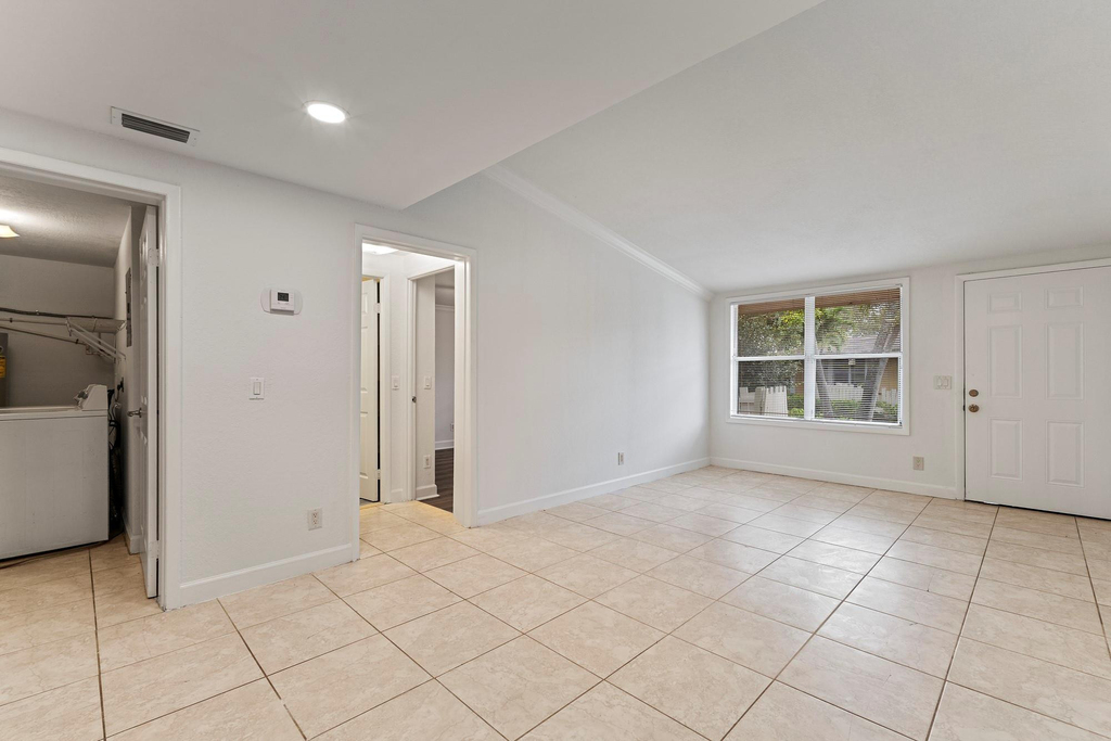 7110 Southgate Boulevard - Photo 12