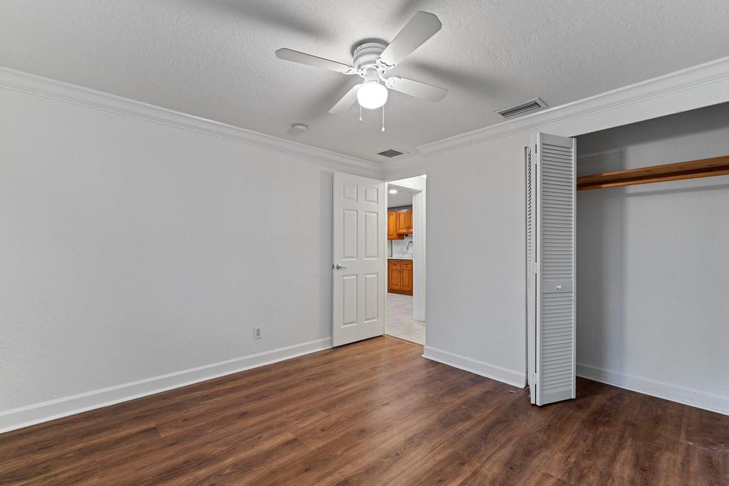 7110 Southgate Boulevard - Photo 13