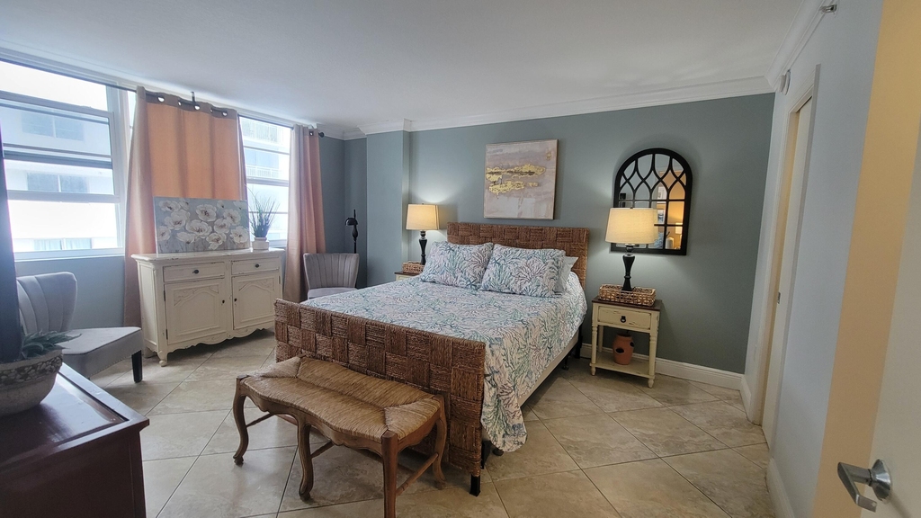 6917 Collins Avenue - Photo 8
