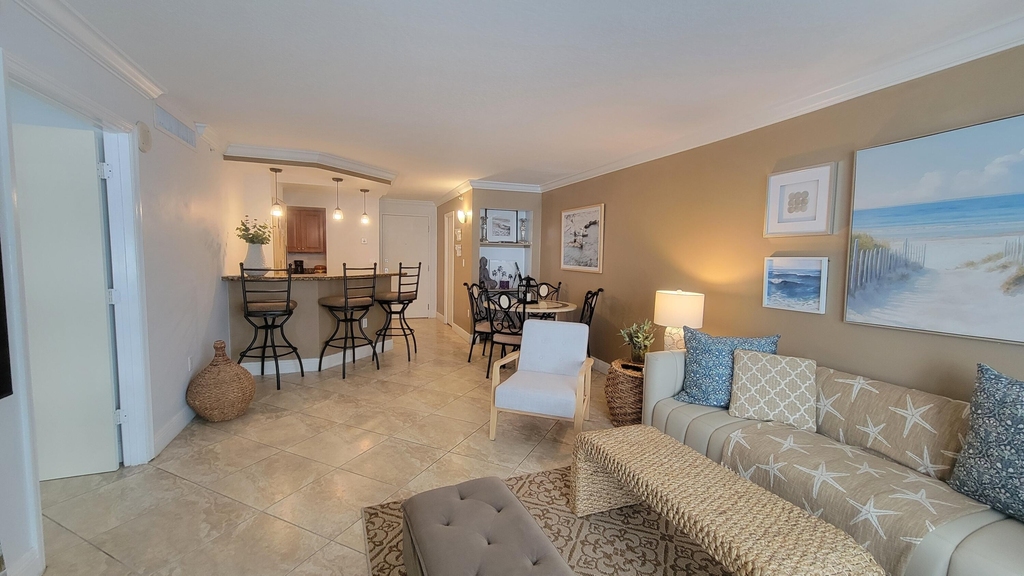 6917 Collins Avenue - Photo 7