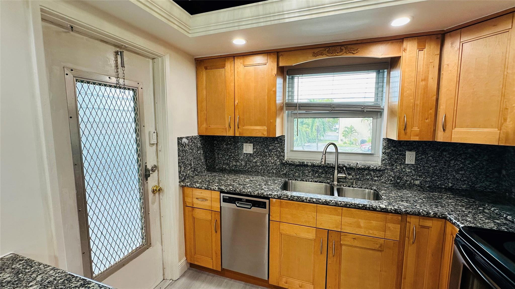 651 Pine Drive - Photo 13