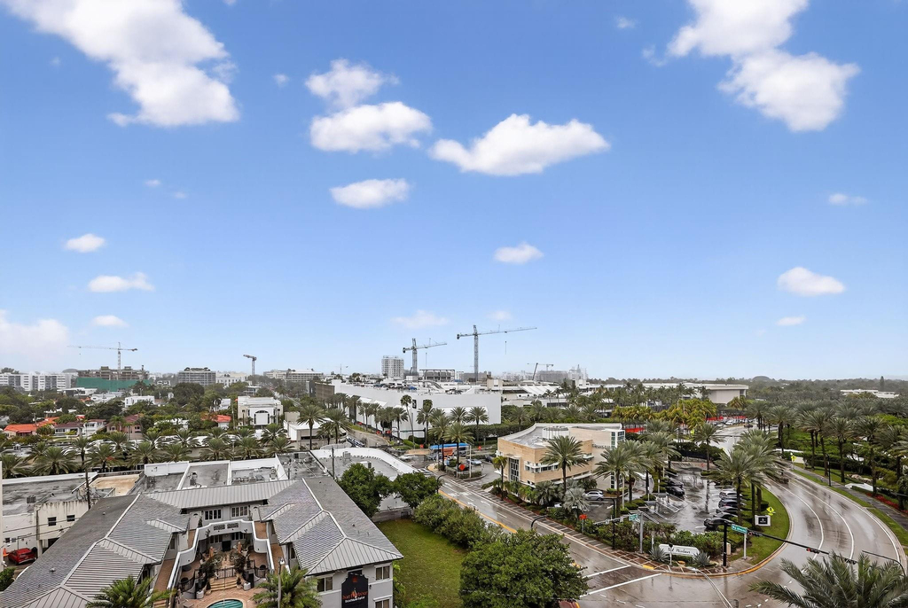9595 Collins Avenue - Photo 39