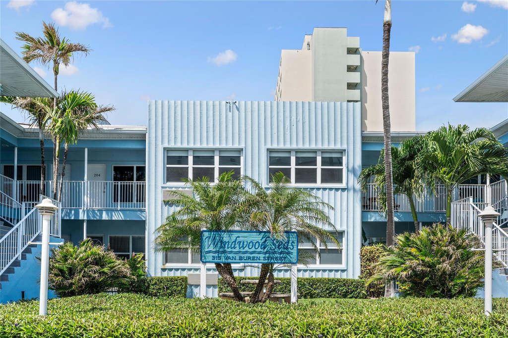 315 Van Buren Street - Photo 1