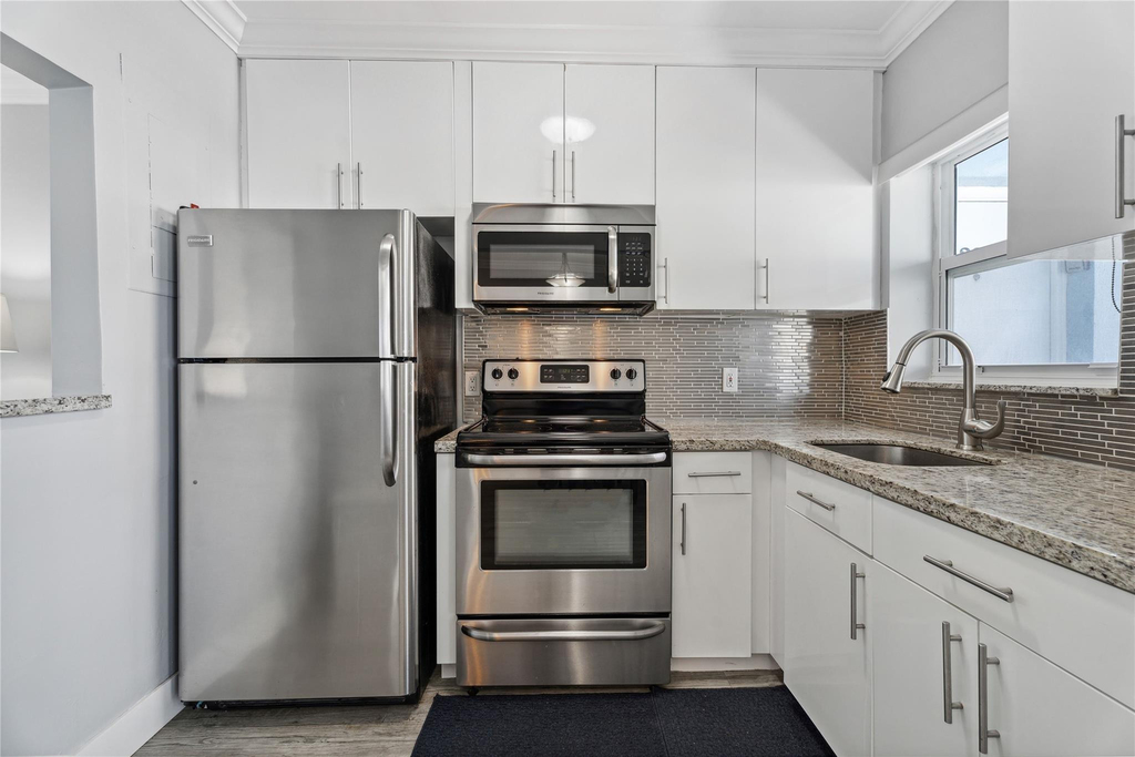 315 Van Buren Street - Photo 6