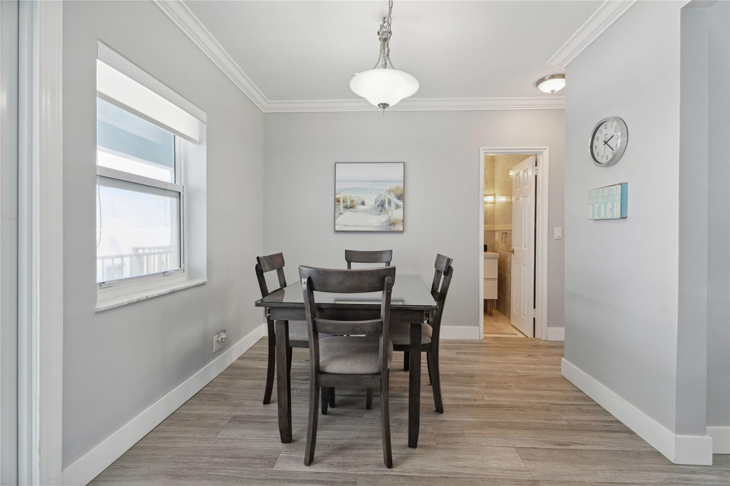 315 Van Buren Street - Photo 4