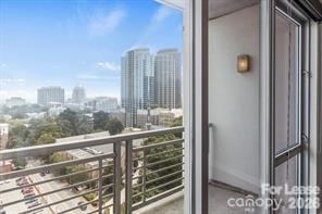 333 W Trade Street - Photo 20