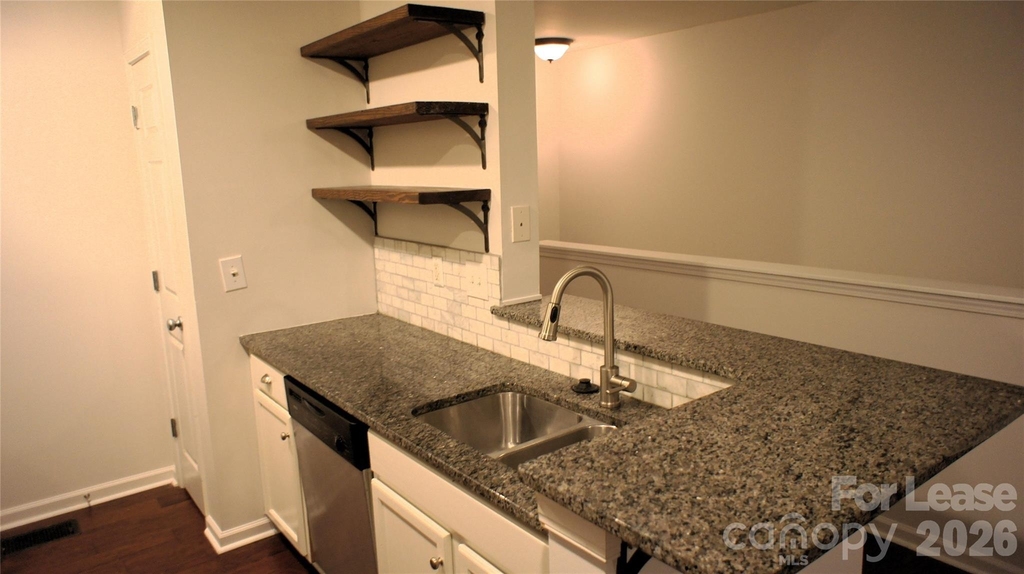 3537 Warp Street - Photo 6