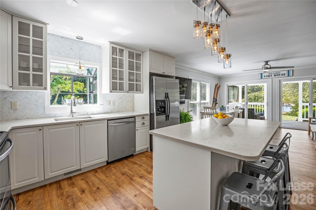 108 Surfside Lane - Photo 10
