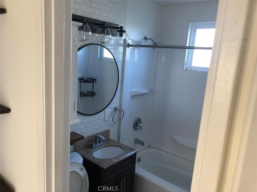11572 Braddock - Photo 4