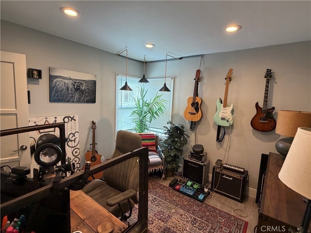 2852 Exposition Boulevard - Photo 11