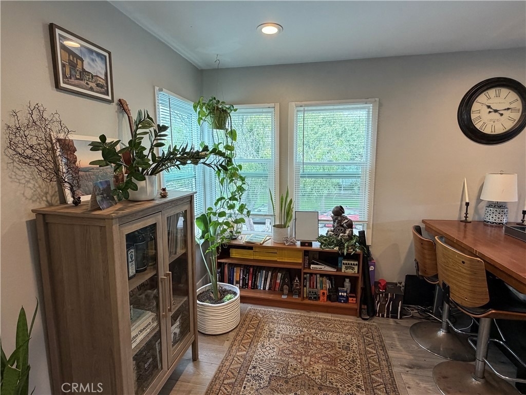 2852 Exposition Boulevard - Photo 5