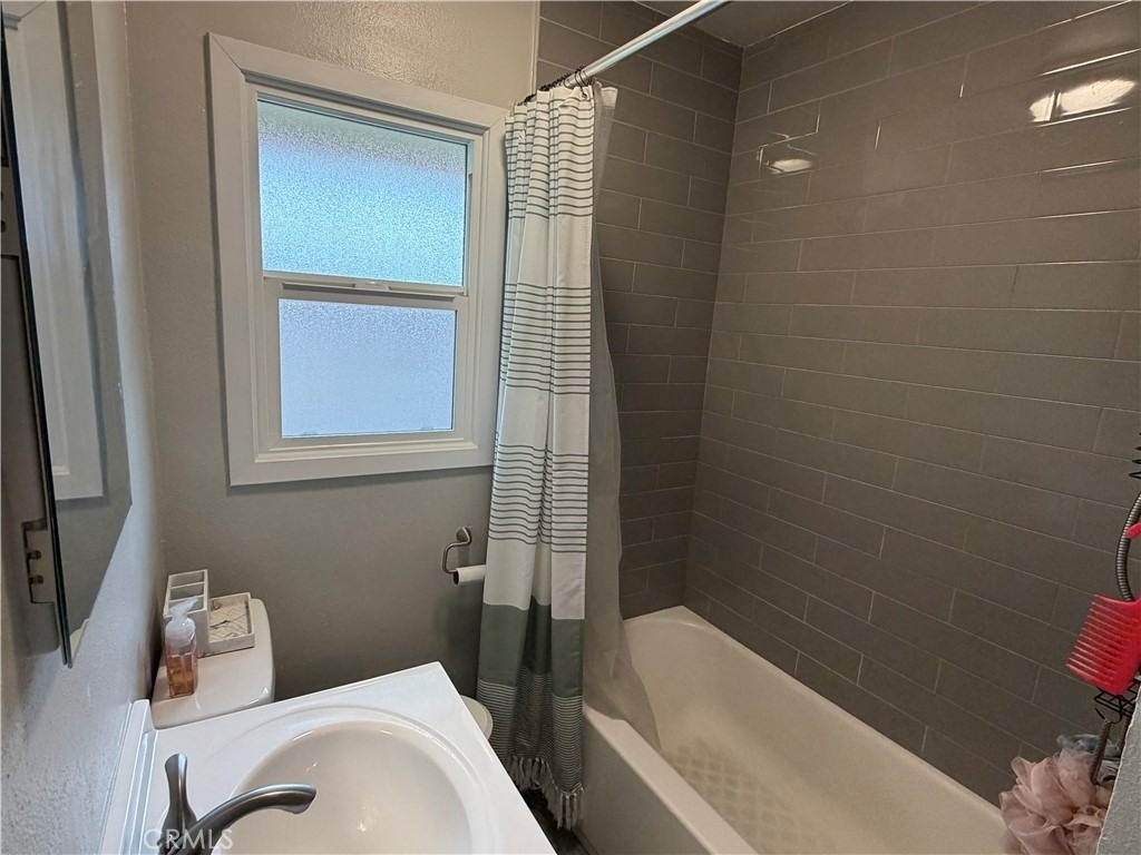 2852 Exposition Boulevard - Photo 8