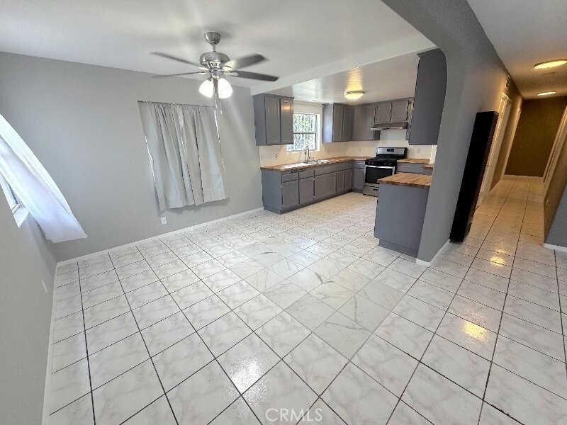 1503 W Adams Boulevard - Photo 3