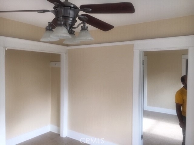 625 E 6th - Photo 2