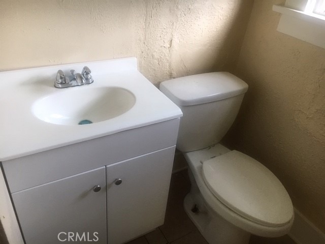 625 E 6th - Photo 7