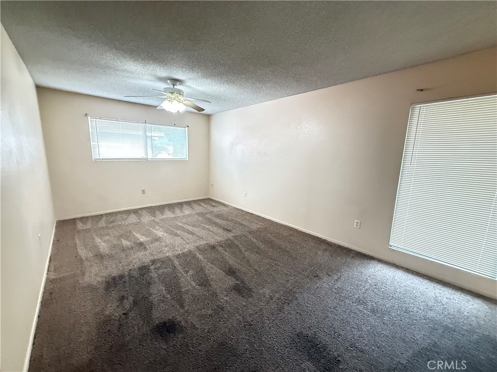 420 E Blueridge Avenue - Photo 15