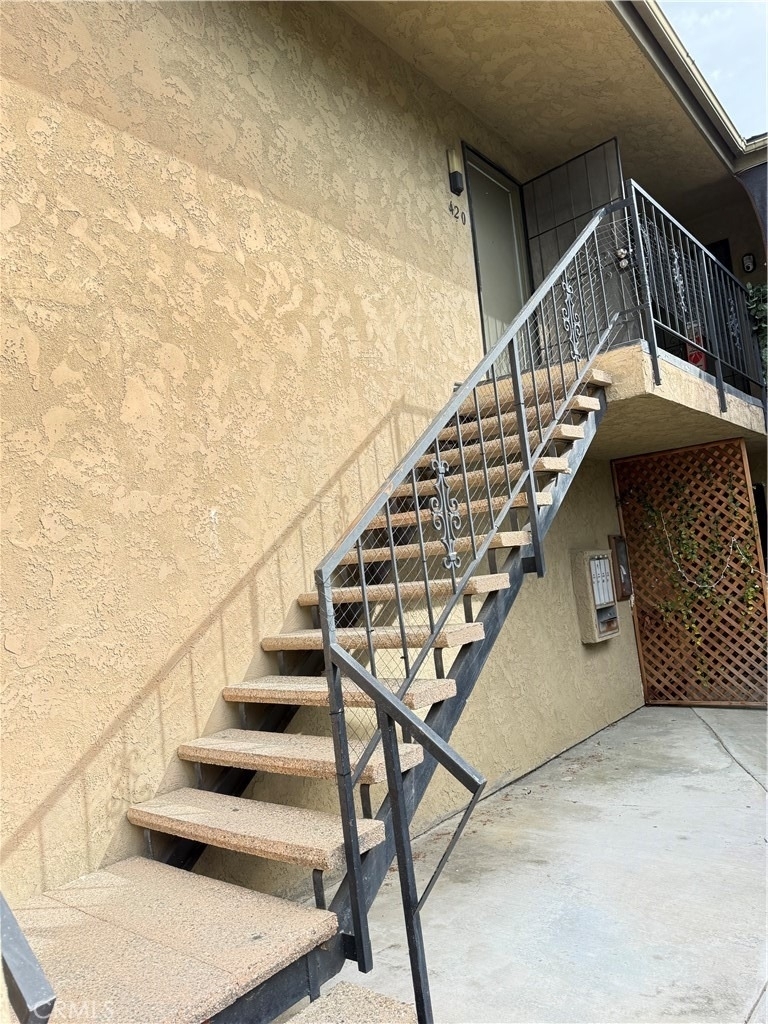 420 E Blueridge Avenue - Photo 21
