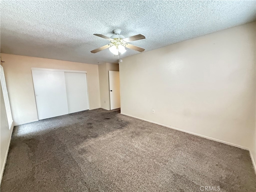 420 E Blueridge Avenue - Photo 18