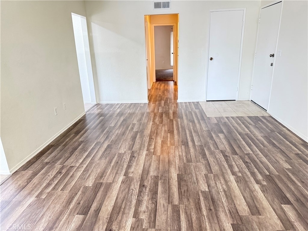 420 E Blueridge Avenue - Photo 0